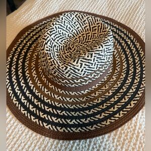 Prana women’s floppy straw sun hat